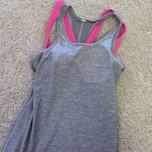 Lululemon Tank w/ built in bra